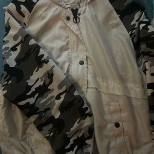 Comfortable and Cute Camouflage Jacket